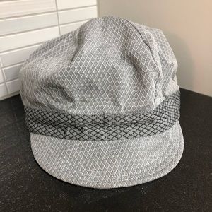 Twinklebelle light grey adjustable hat